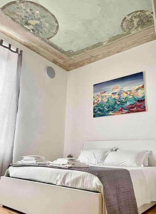 Isola - Garibaldi Lovely Apt. With Netflix And Wifi ミラノ エクステリア 写真