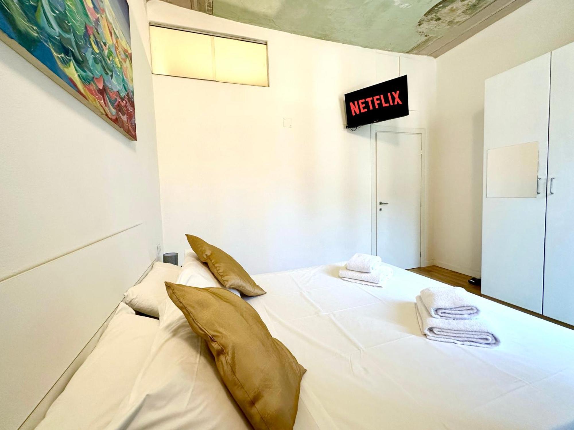 Isola - Garibaldi Lovely Apt. With Netflix And Wifi ミラノ エクステリア 写真