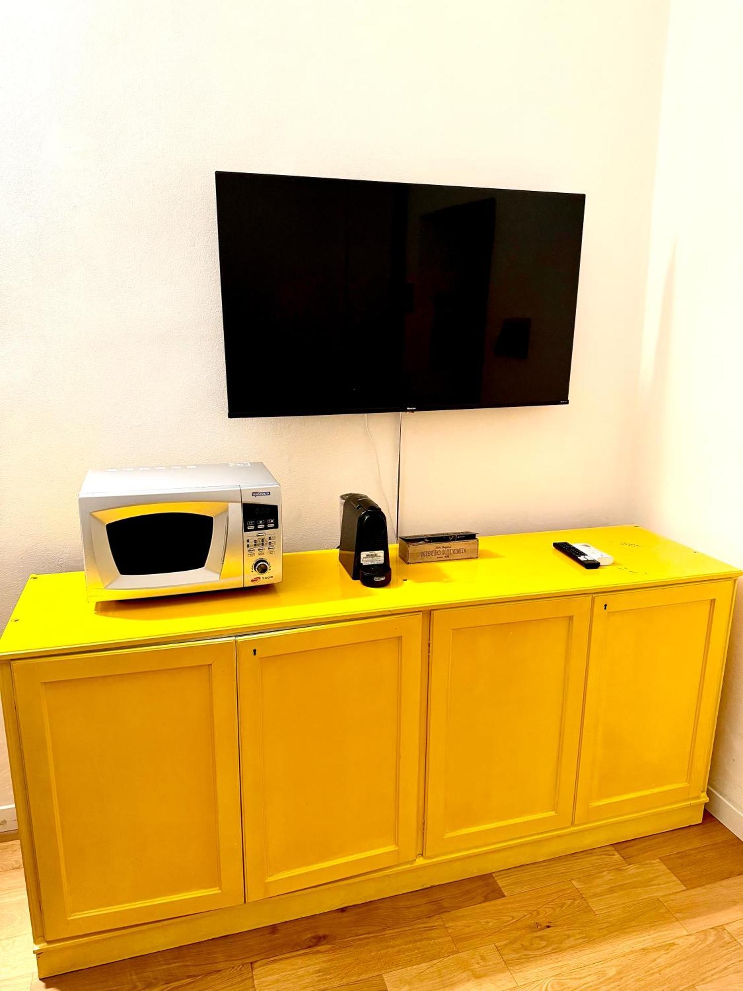 Isola - Garibaldi Lovely Apt. With Netflix And Wifi ミラノ エクステリア 写真